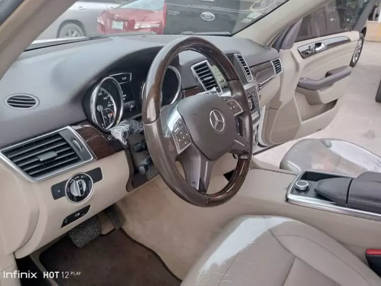 Mercedes-Benz ML 350