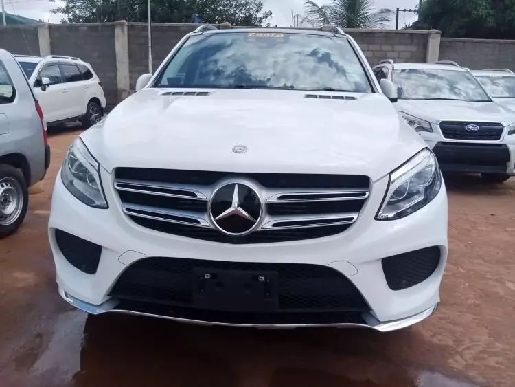 Mercedes-Benz GLE 350