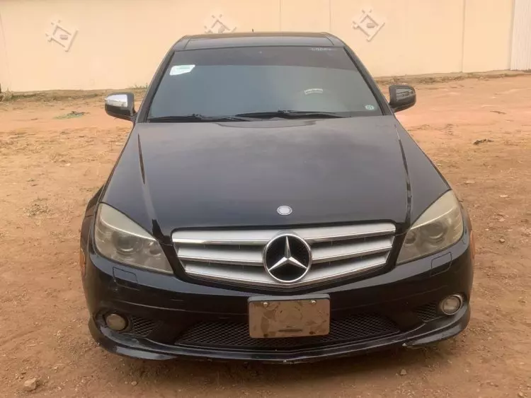 Mercedes-Benz C 300