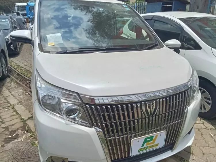 Toyota esquire