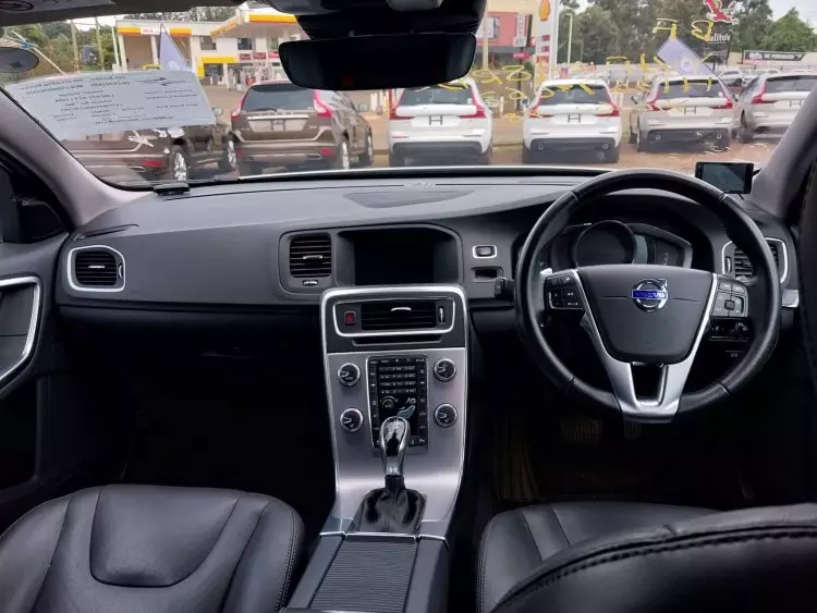 Volvo V60