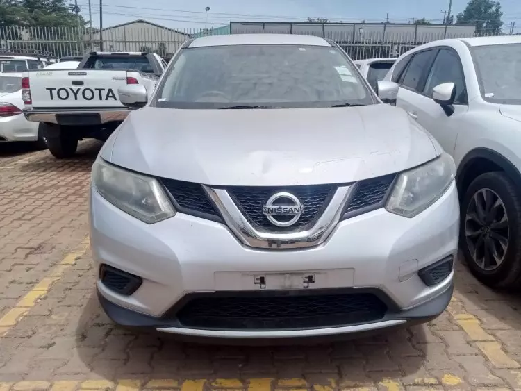 Nissan X- trail