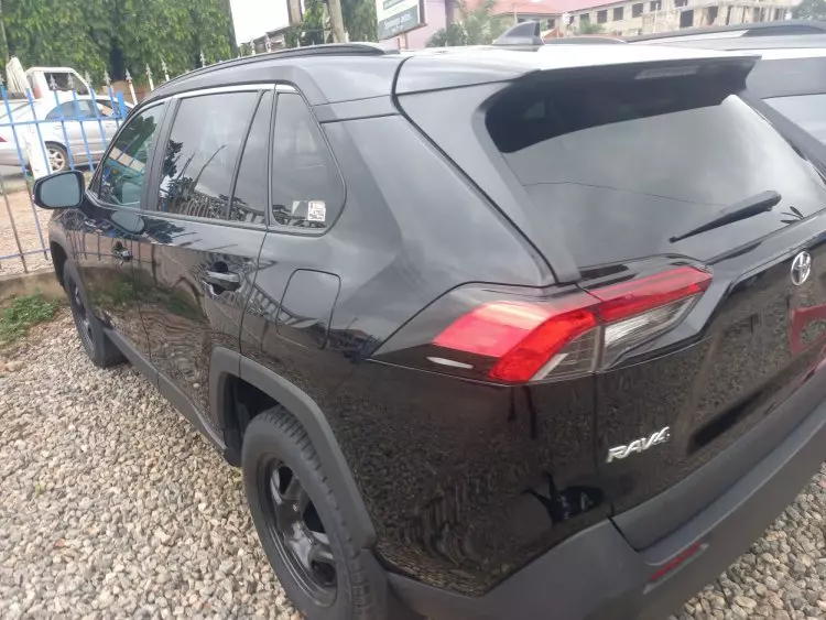 Toyota RAV 4