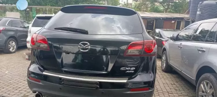 Mazda CX-9