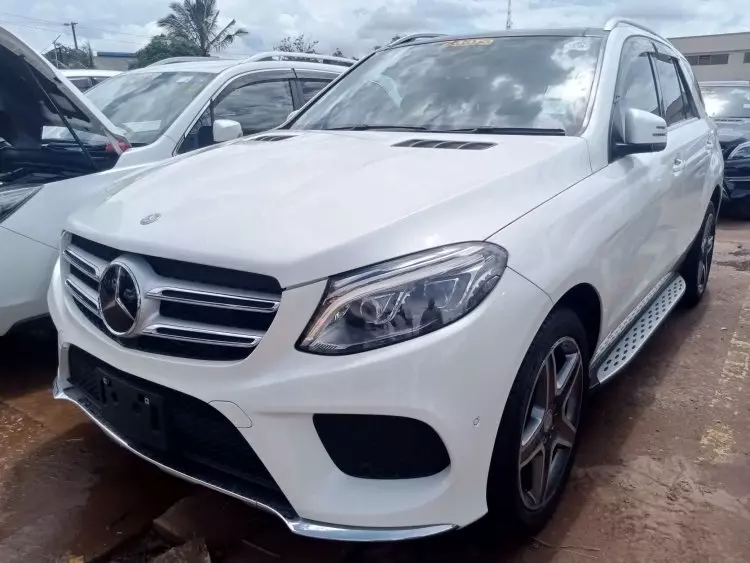Mercedes-Benz GLE 350