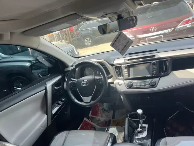 Toyota RAV 4