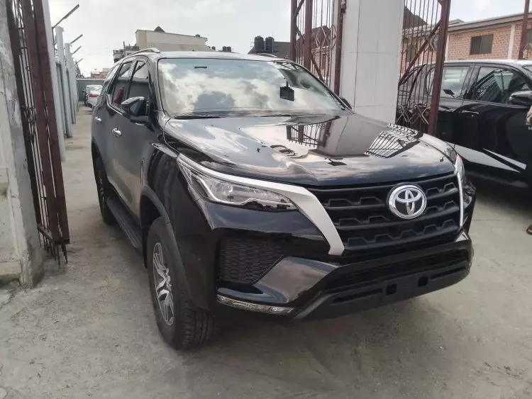 Toyota Fortuner