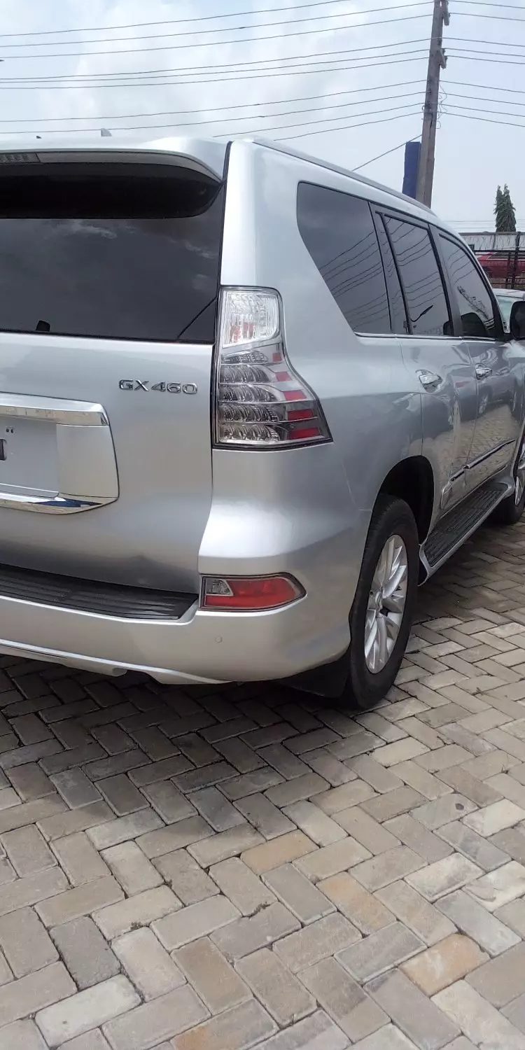 Lexus GX 460