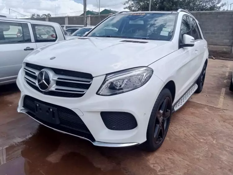 Mercedes-Benz GLE 350