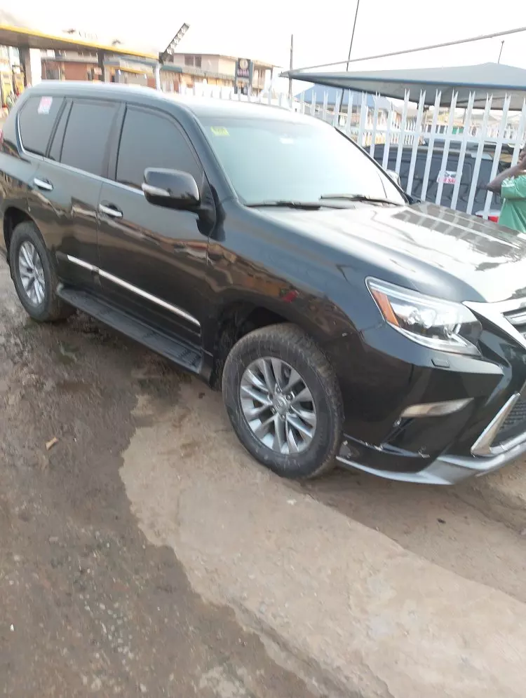 Lexus GX 460