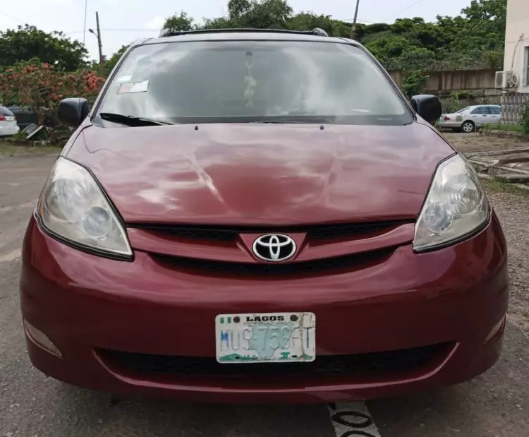 Toyota Sienna