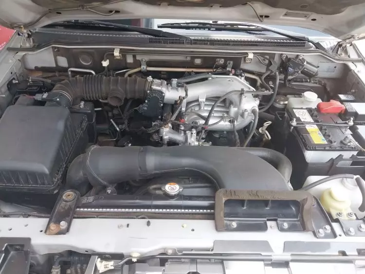 Mitsubishi Pajero GLS