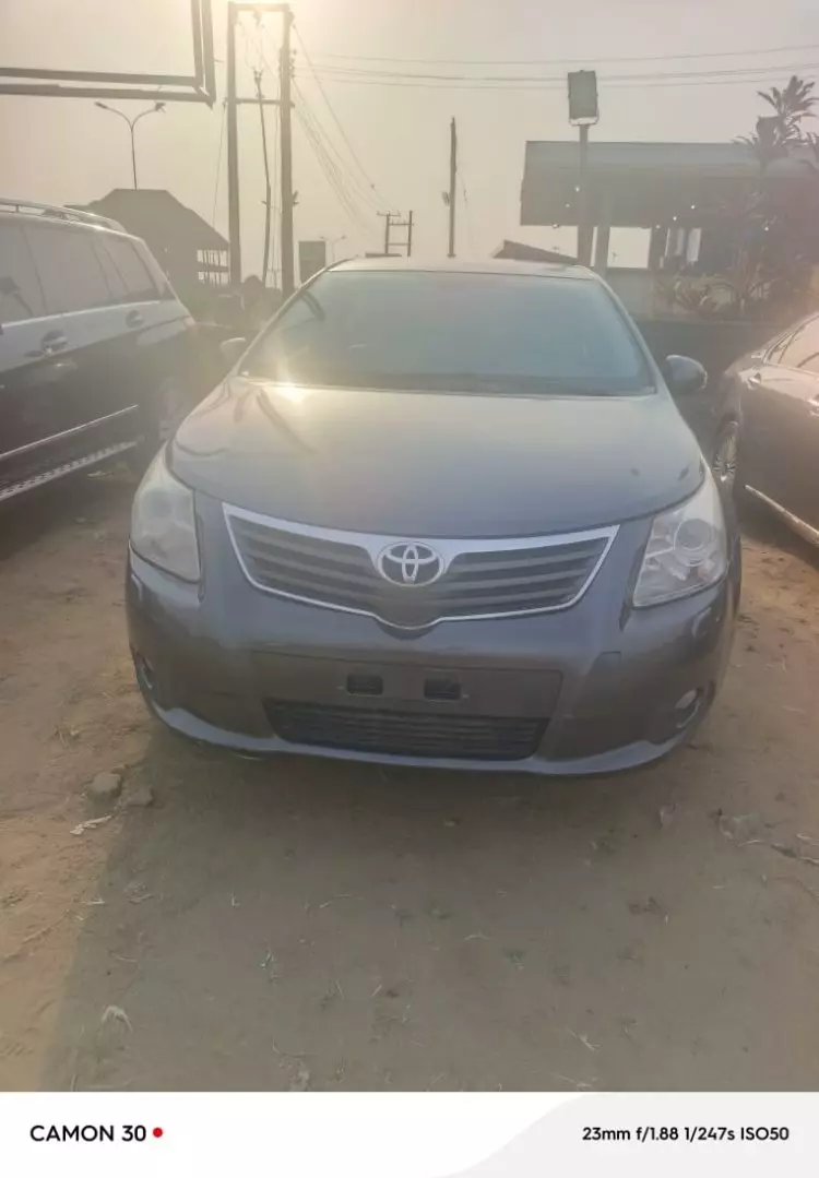 Toyota Avensis