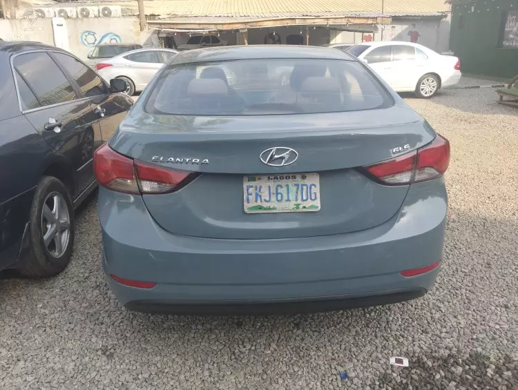 Hyundai Elantra