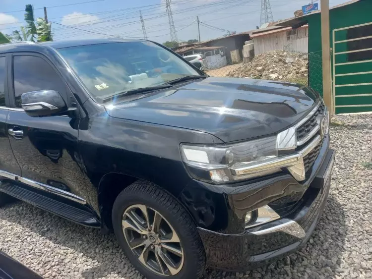 Toyota Land Cruiser GXR