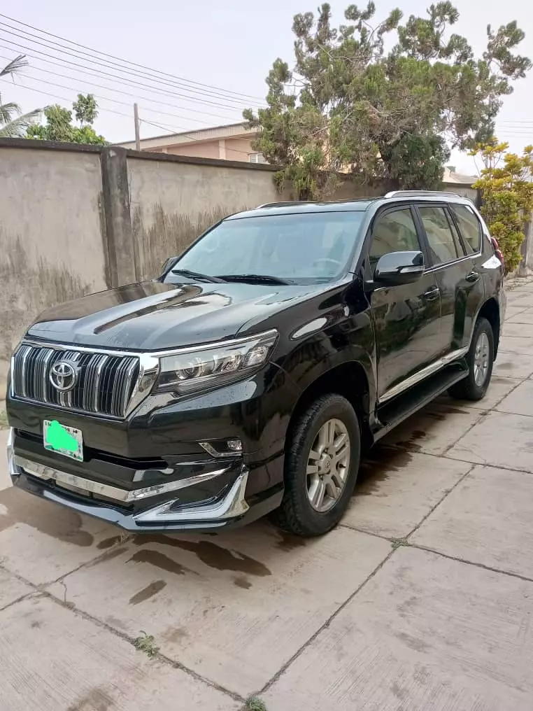 Toyota Landcruiser Prado   - 2010