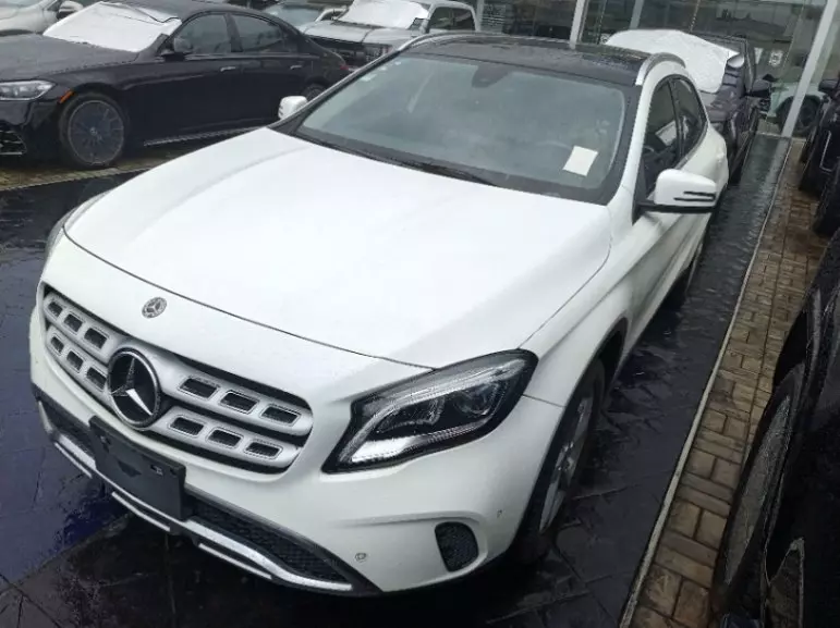 2020 Mercedes Benz Gla - Image 1