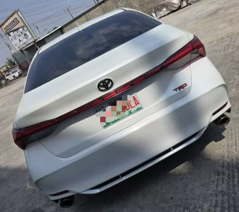 Toyota Avalon   - 2020