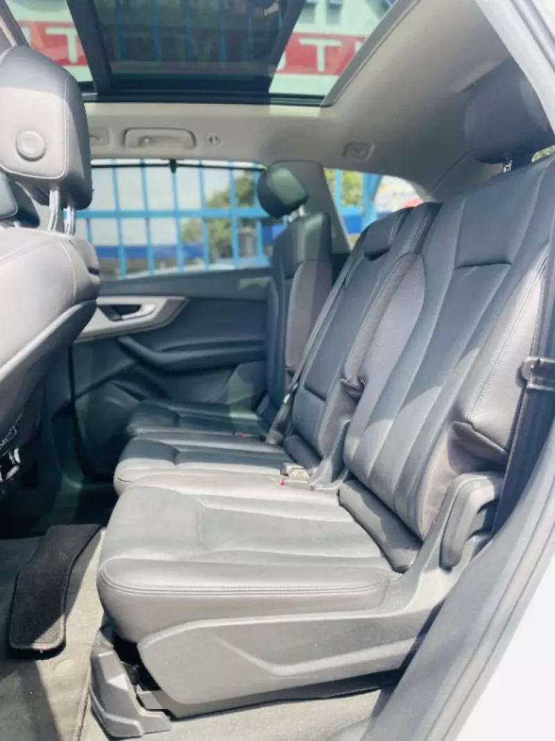 Audi Q7   - 2018