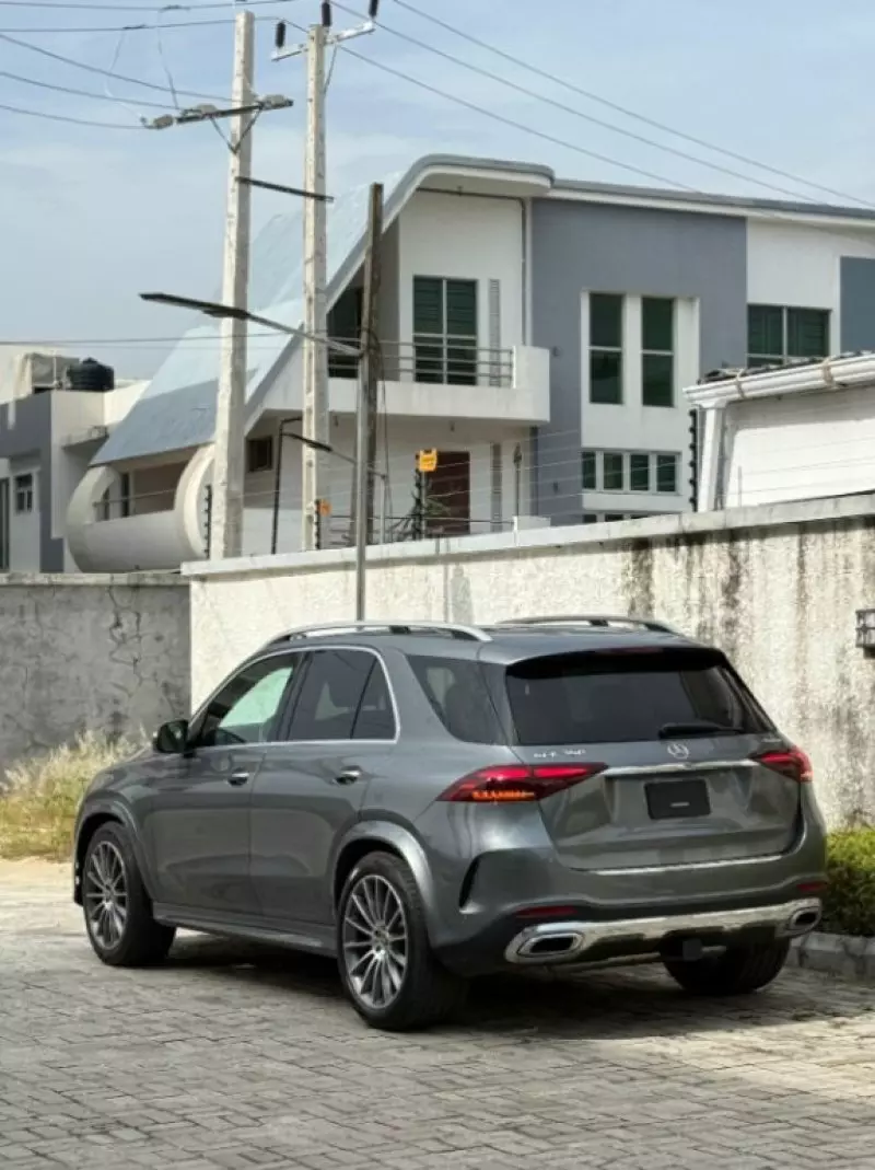 Mercedes-Benz GLE-Class - 2025