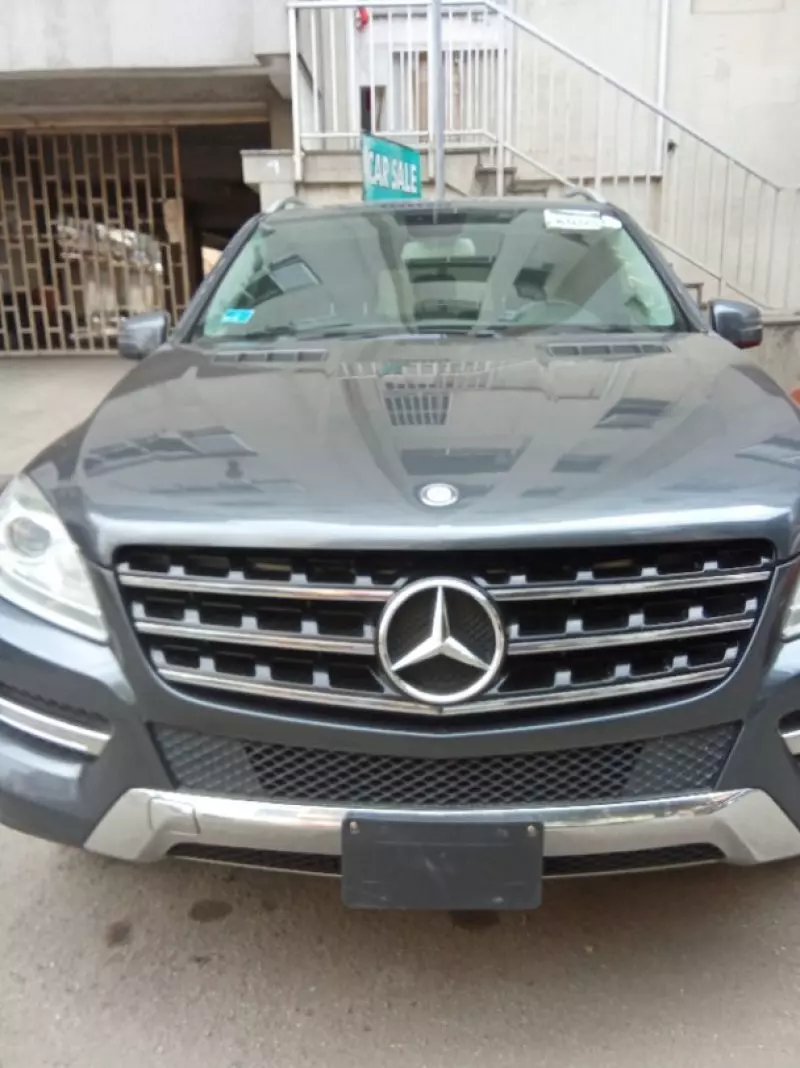 Mercedes-Benz ML 350   - 2012