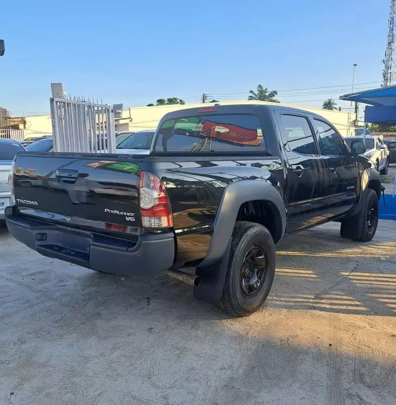 Toyota Tacoma   - 2009