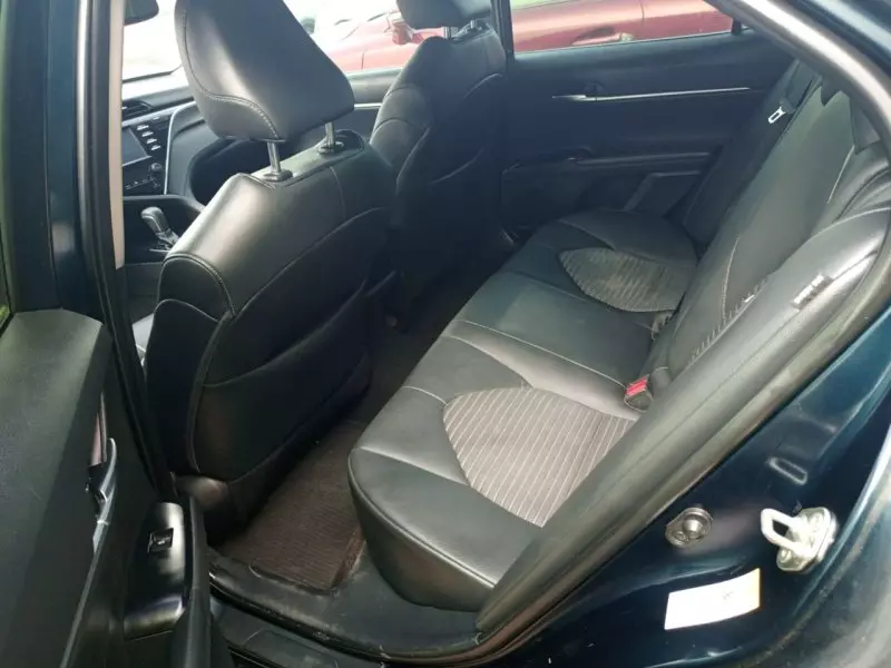 Toyota Camry   - 2018