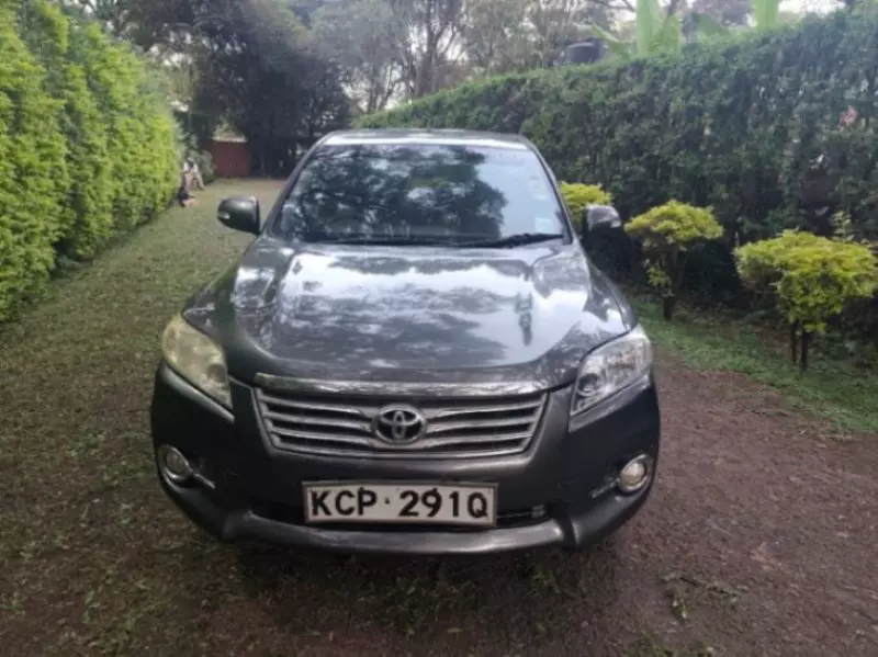 Toyota Vanguard    - 2011
