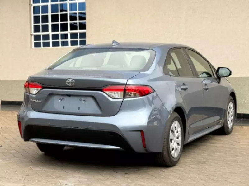 Toyota Corolla   - 2013