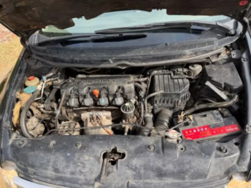 Honda Civic   - 2010