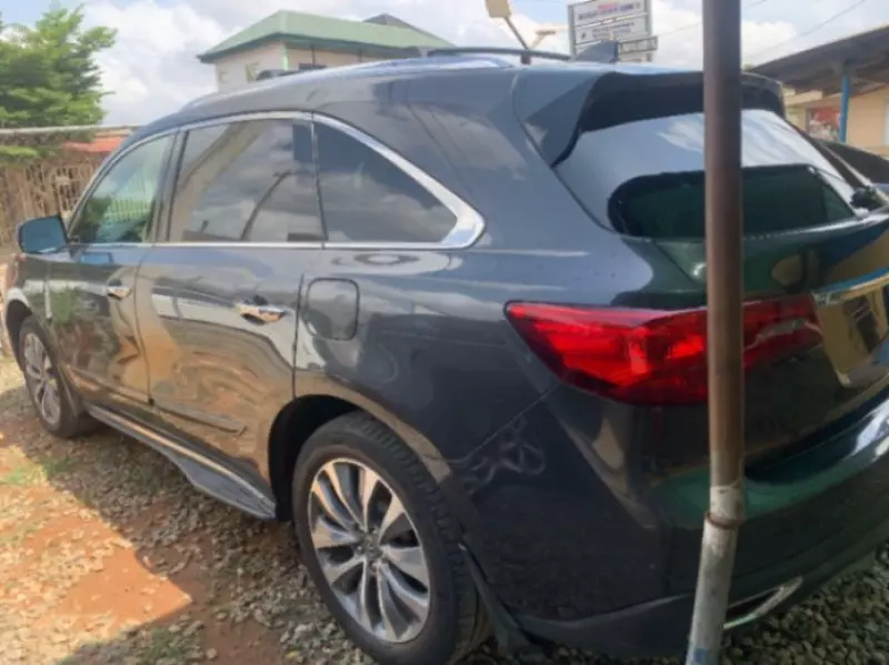 Acura MDX   - 2015