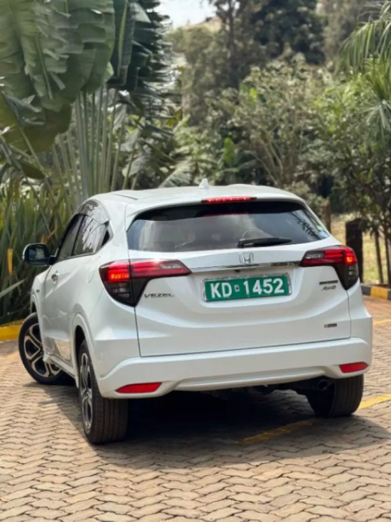 Honda Vezel    - 2018