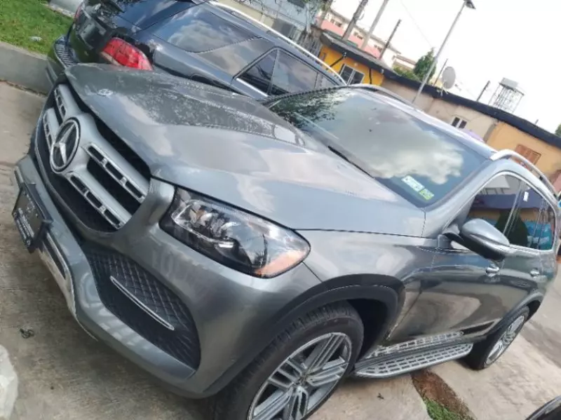 Mercedes-Benz GLS 450 - 2021