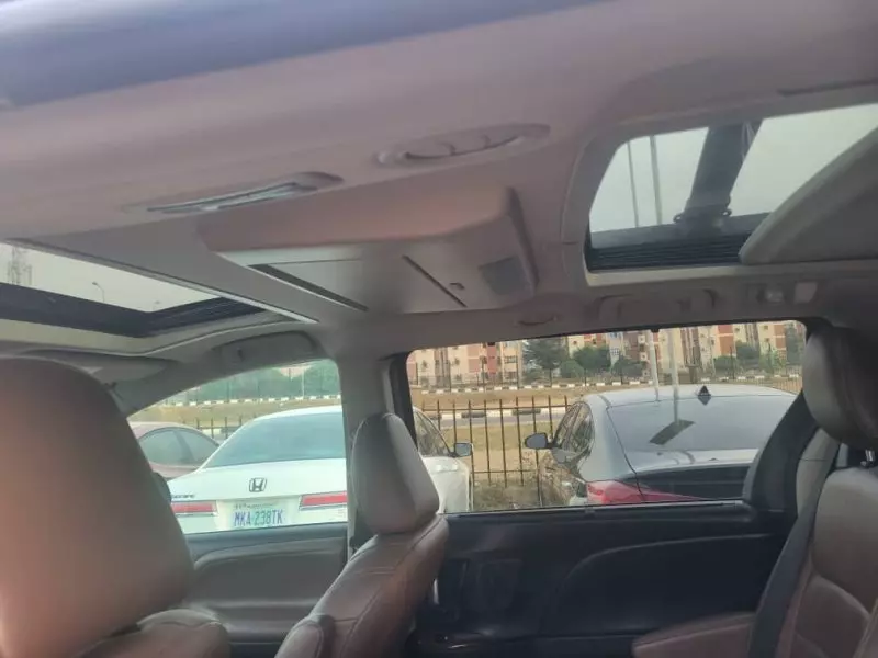 Toyota Sienna   - 2017