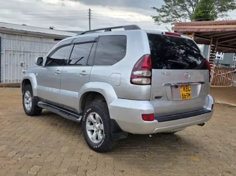 Toyota Prado All Rounder   - 2004