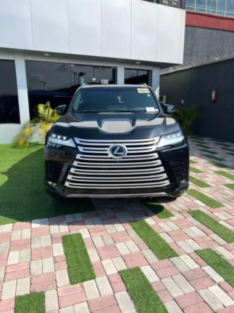 Lexus LX 600   - 2022