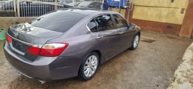 Honda Accord   - 2013