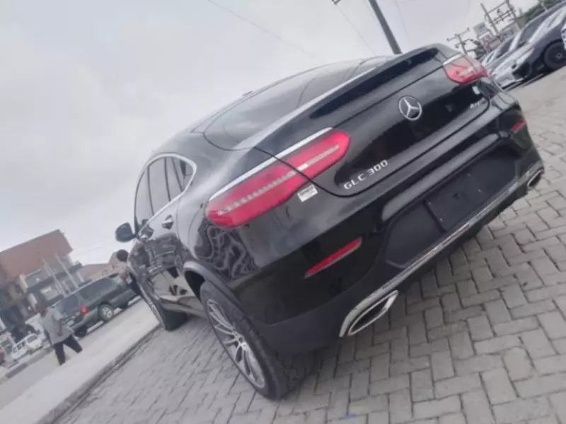 Mercedes-Benz GLC 300