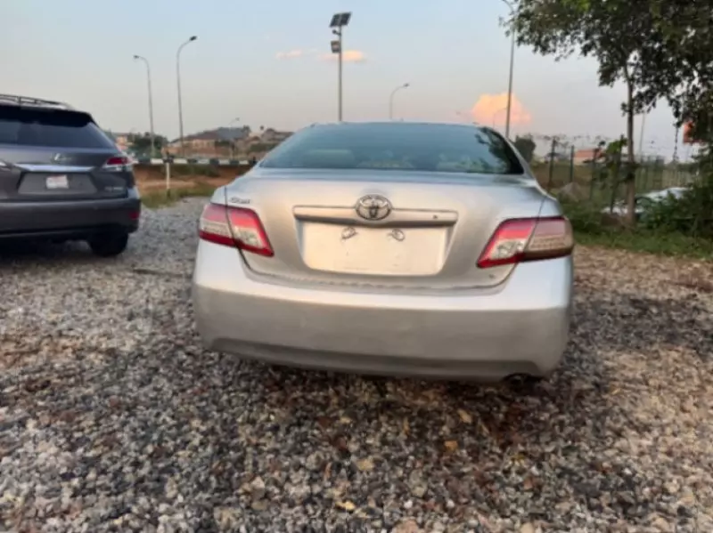 Toyota Camry   - 2007
