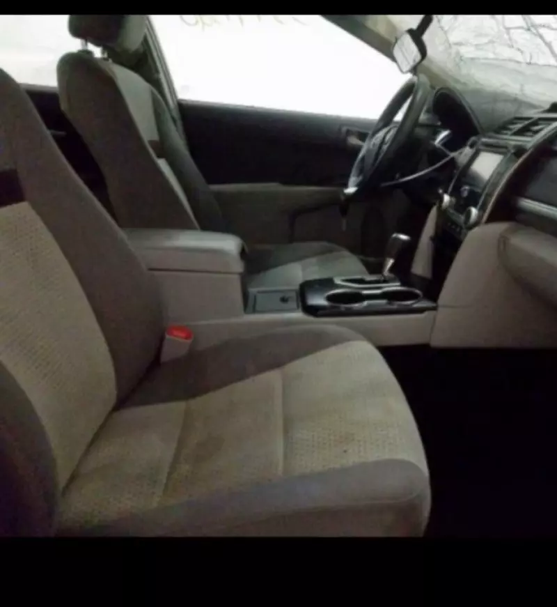 Toyota Camry   - 2014