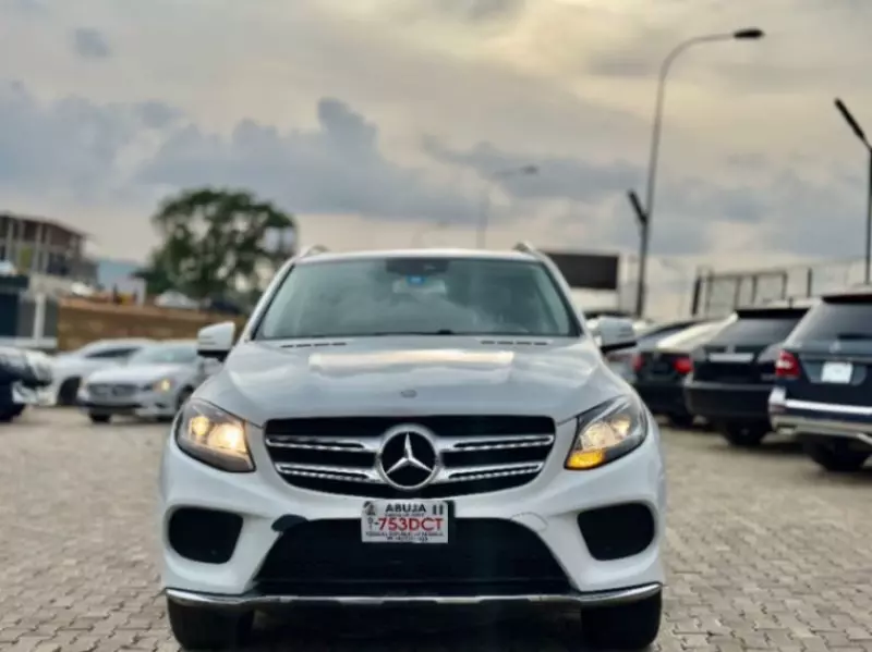 Mercedes-Benz GLE 350   - 2016