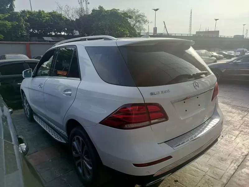 Mercedes-Benz GLE 350   - 2018