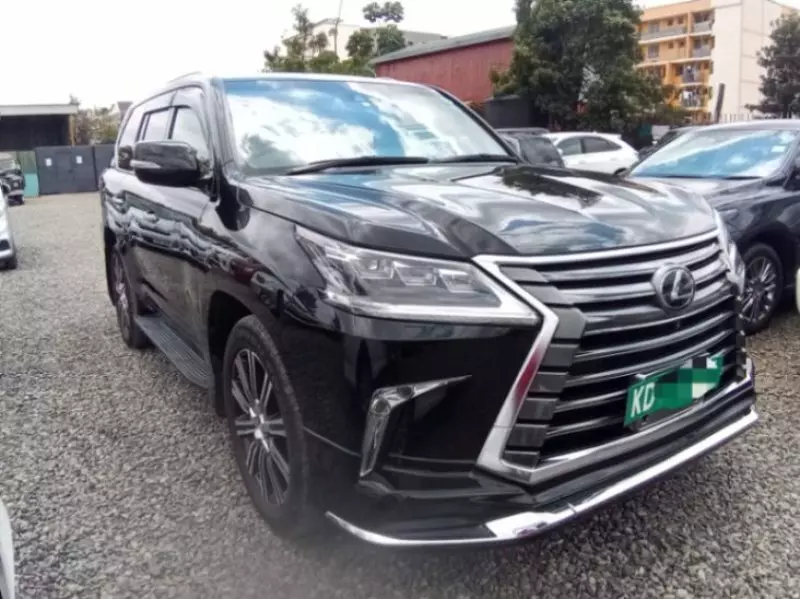 Lexus LX 570   - 2018