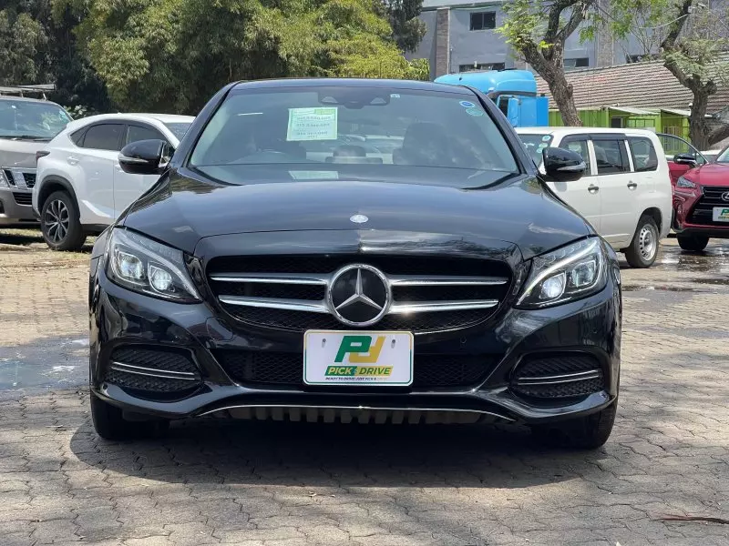 Mercedes-Benz C200   - 2015