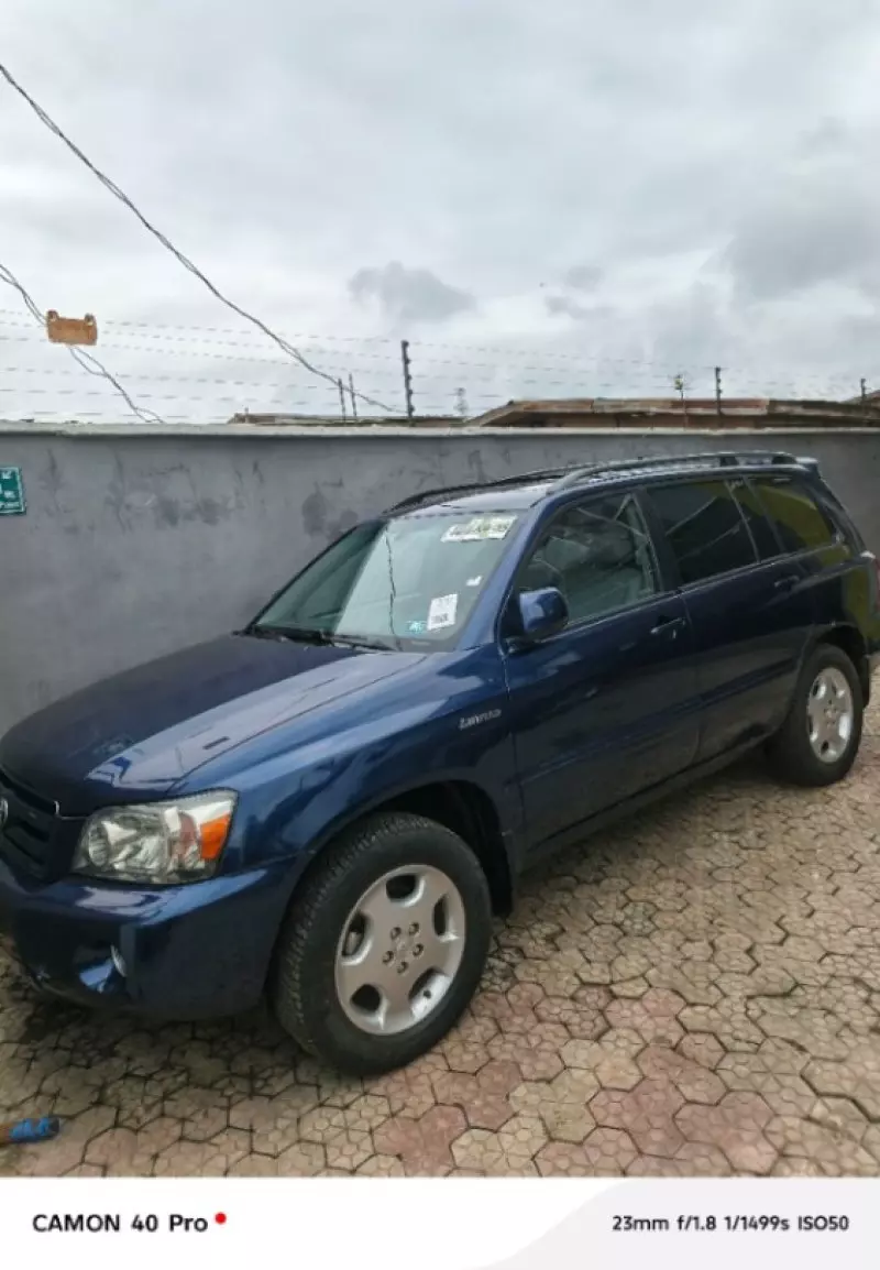 Toyota Highlander   - 2005