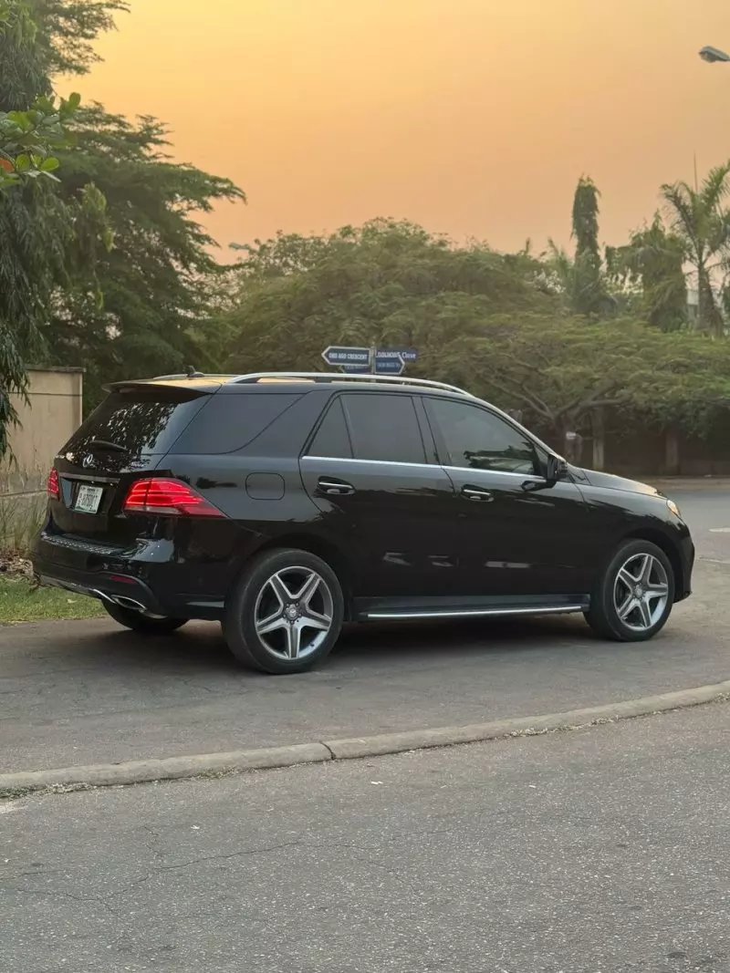 Mercedes-Benz GLE 350   - 2017
