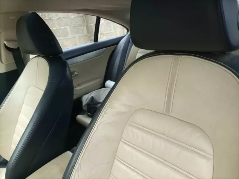 Volkswagen Passat   - 2009