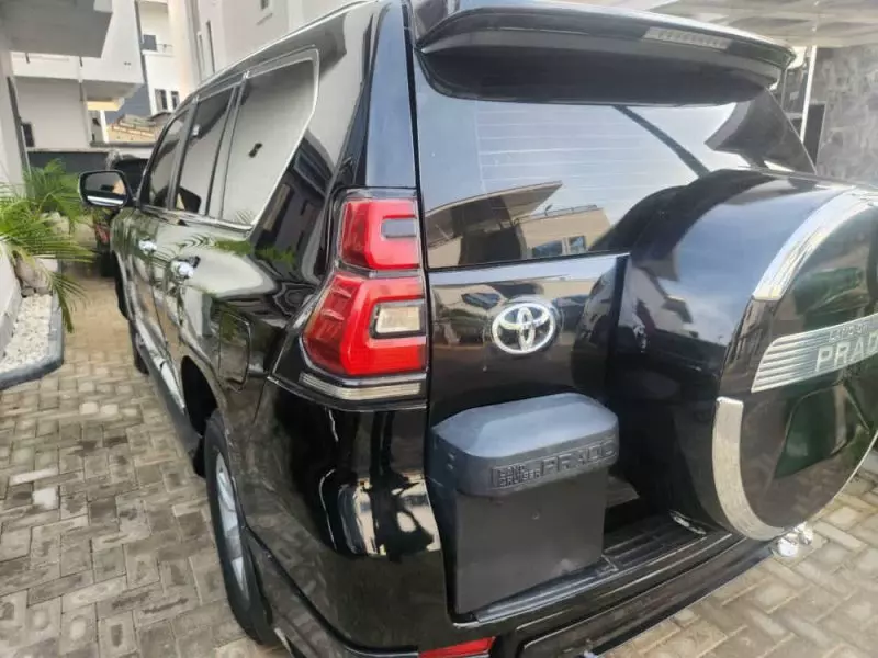 Toyota Landcruiser Prado   - 2019