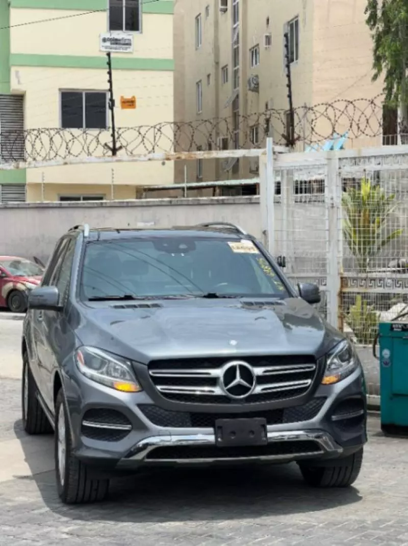 Mercedes-Benz GLE 43 AMG   - 2017