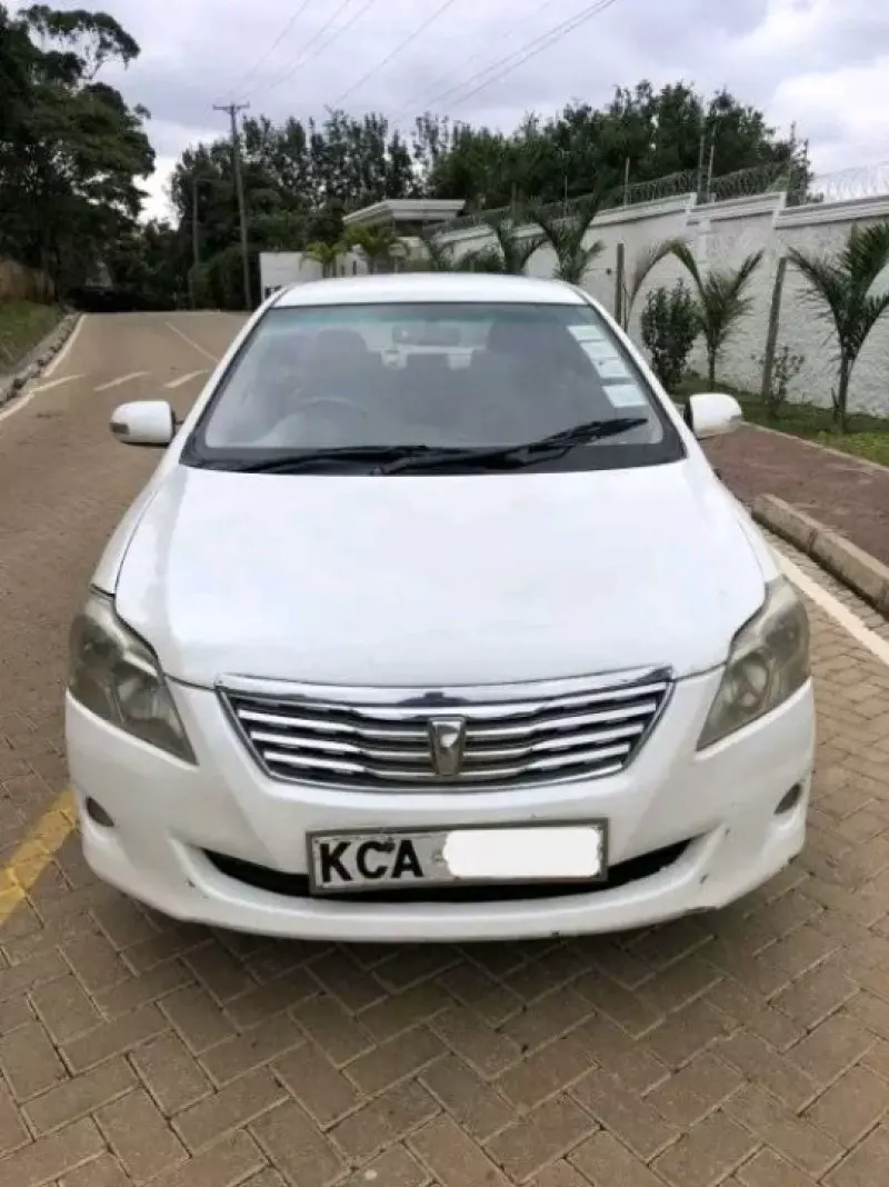 Toyota Premio    - 2009